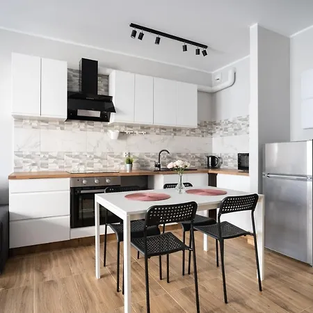 Symphony Baltica Towers By Ina 4*