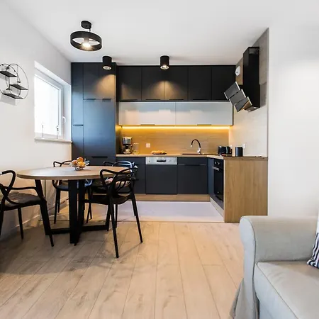 Symphony Baltica Towers By Ina 4*