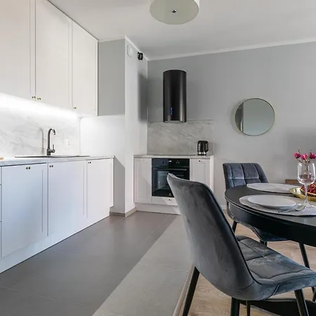 Baltica Towers By Symphony 公寓式酒店