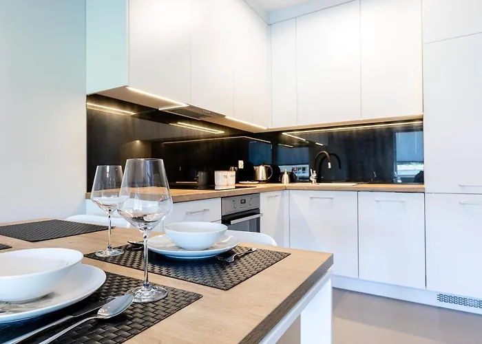 Baltica Towers By Symphony アパートホテル 4*